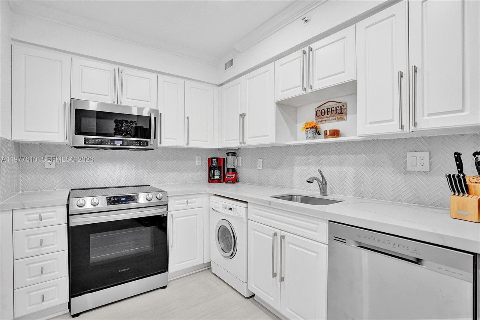 2501 S Ocean Dr 1615 (Available Sep 17) photo 6