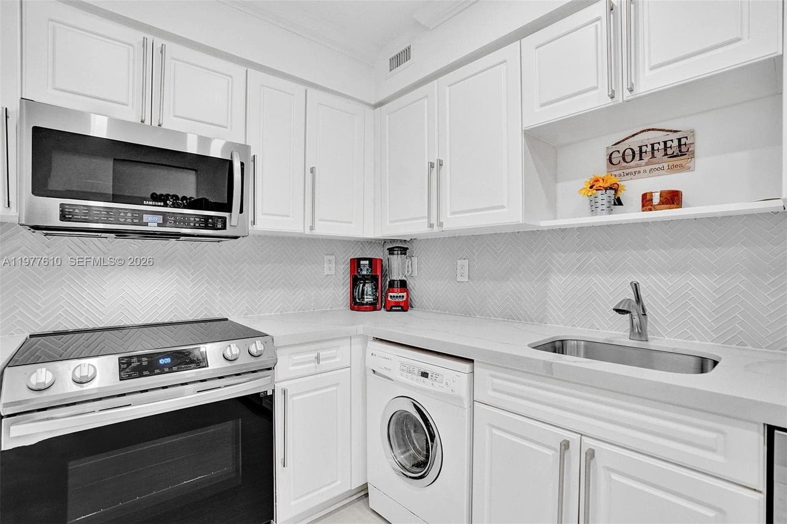 2501 S Ocean Dr 1615 (Available Sep 17) photo 8