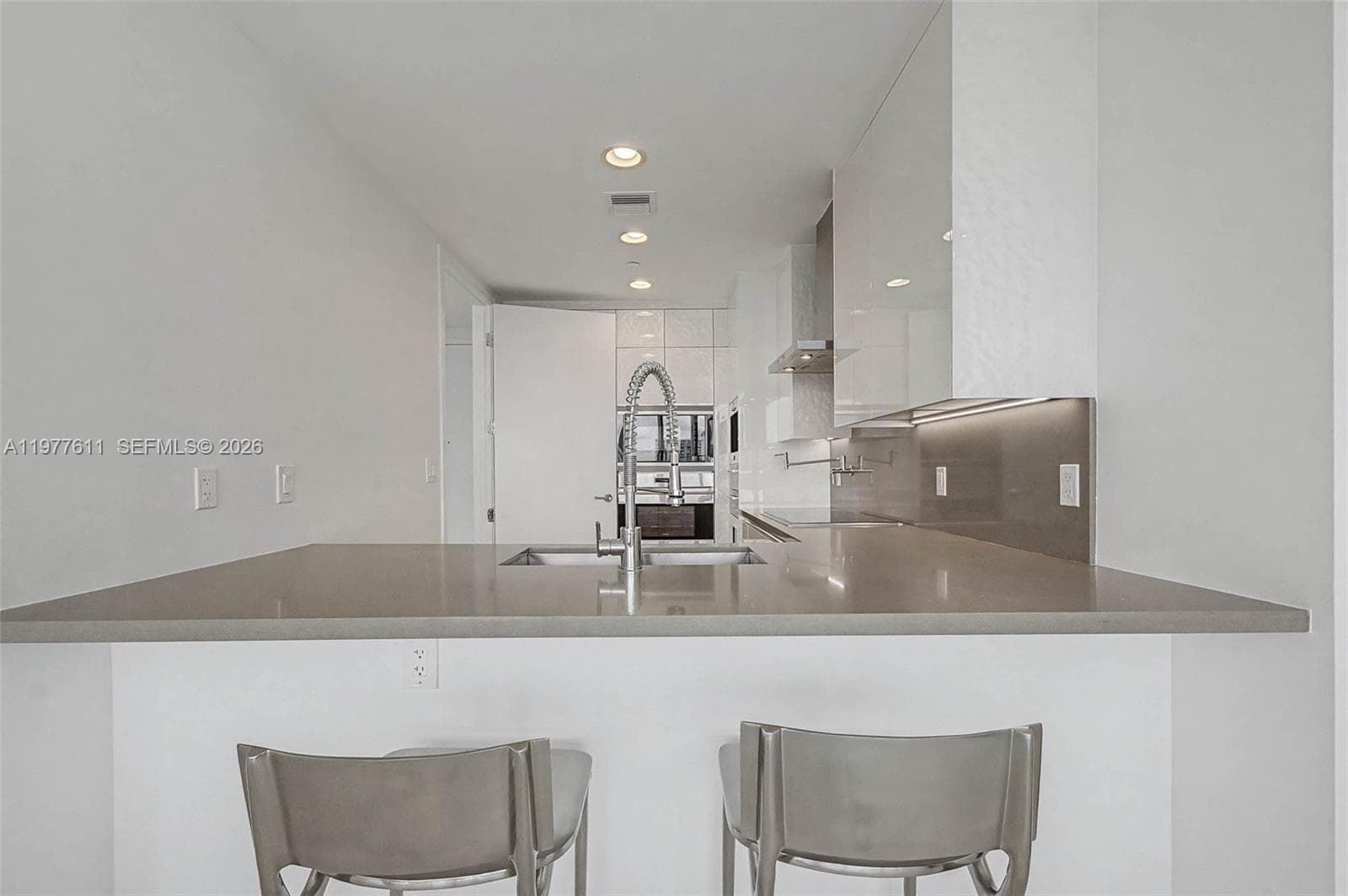 17475 Collins Ave 904 photo 23