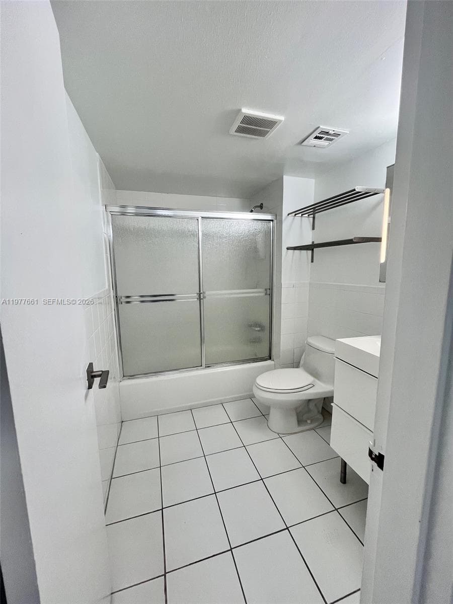 1800 NW 24th Ave 219 photo 10