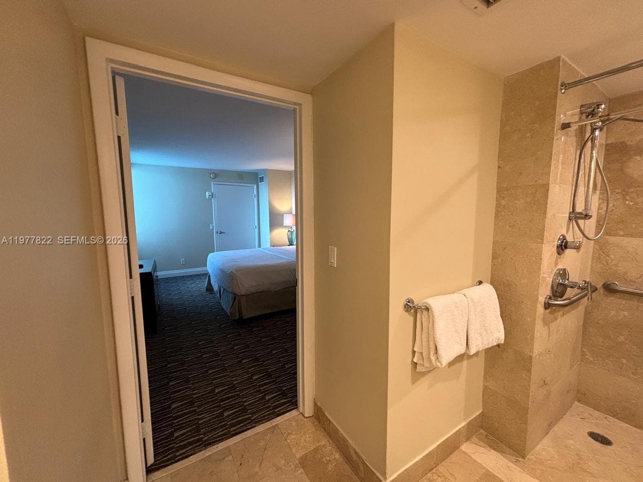 2670 E Sunrise Blvd 302 photo 16