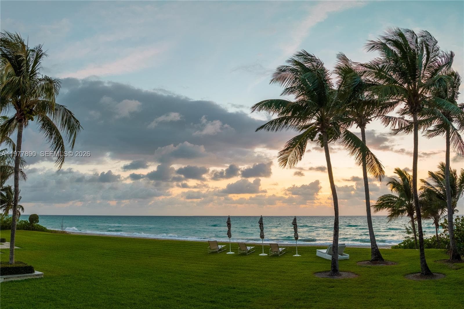 355 Ocean Blvd photo 3