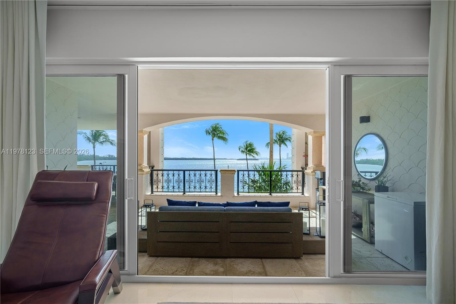 5222 Fisher Island Dr 5222 photo 6