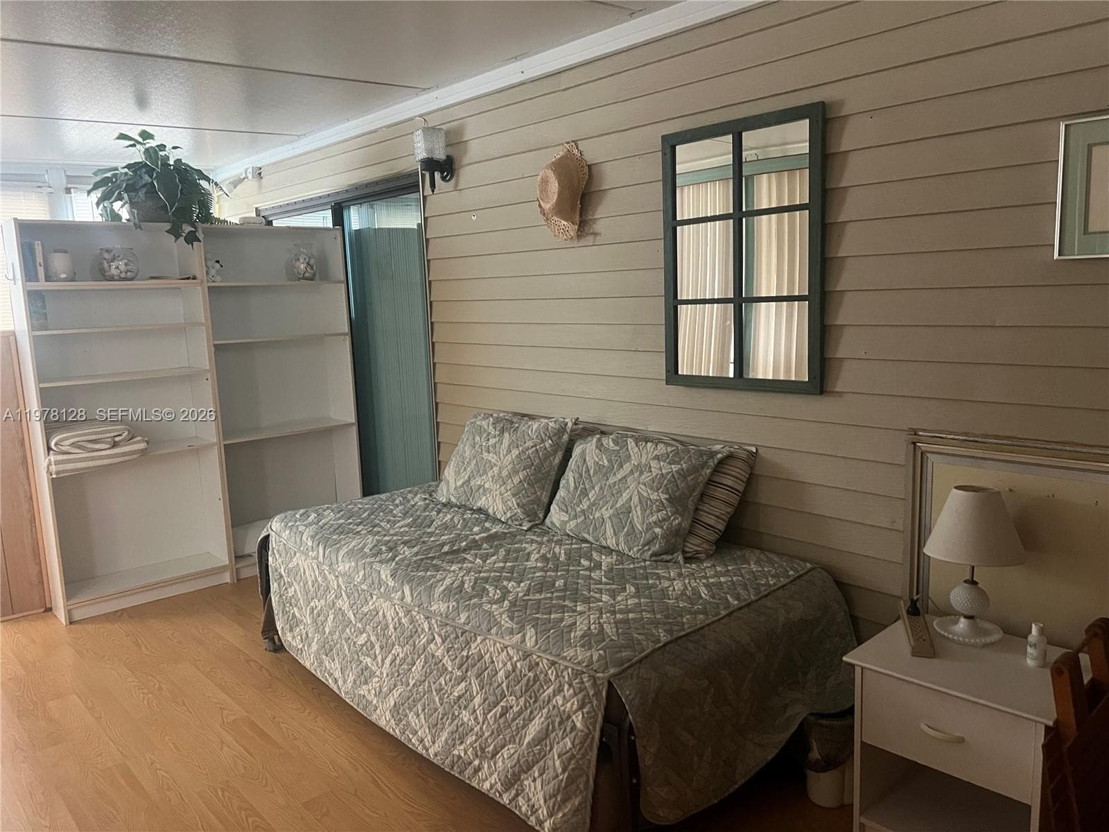 2064 Nettles Blvd photo 7