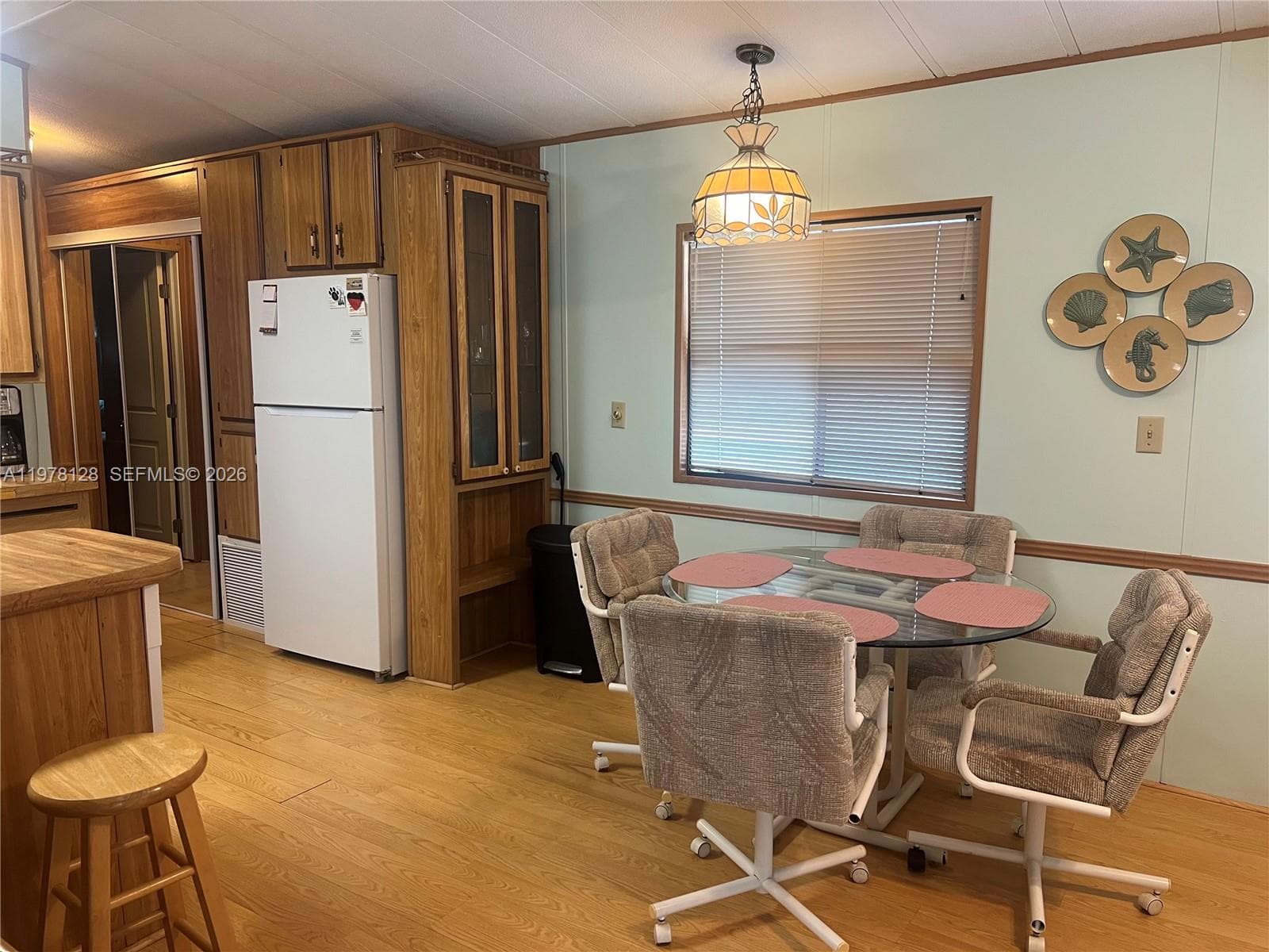 2064 Nettles Blvd photo 9