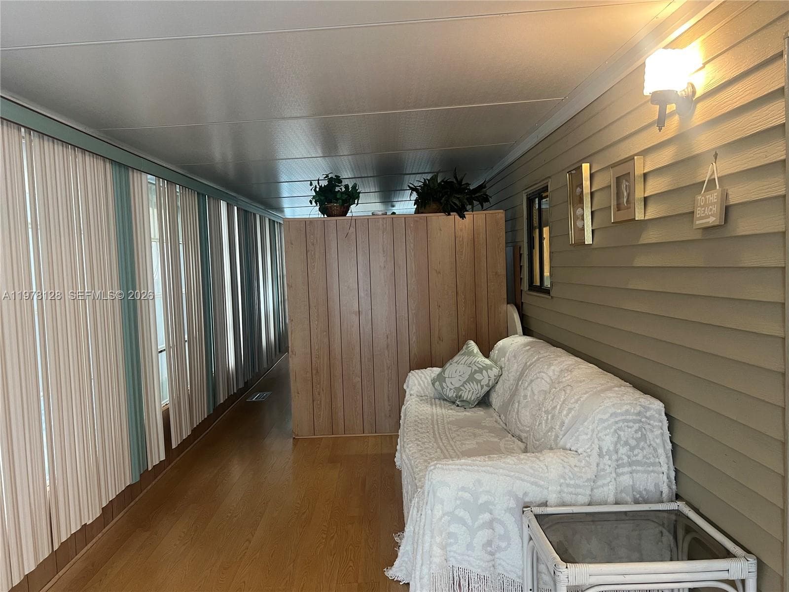 2064 Nettles Blvd photo 8