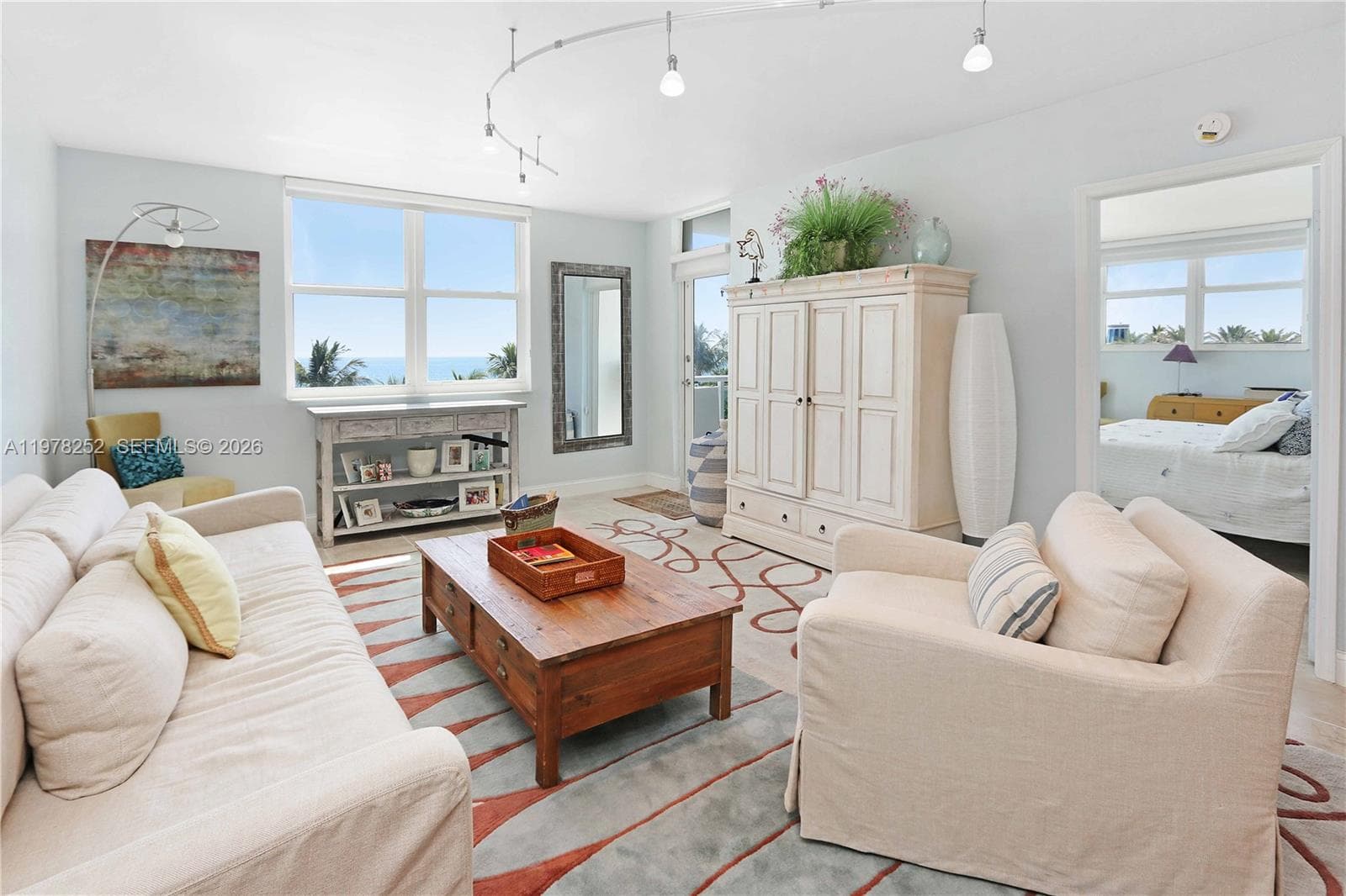 3001 S Ocean Dr 411 photo 4