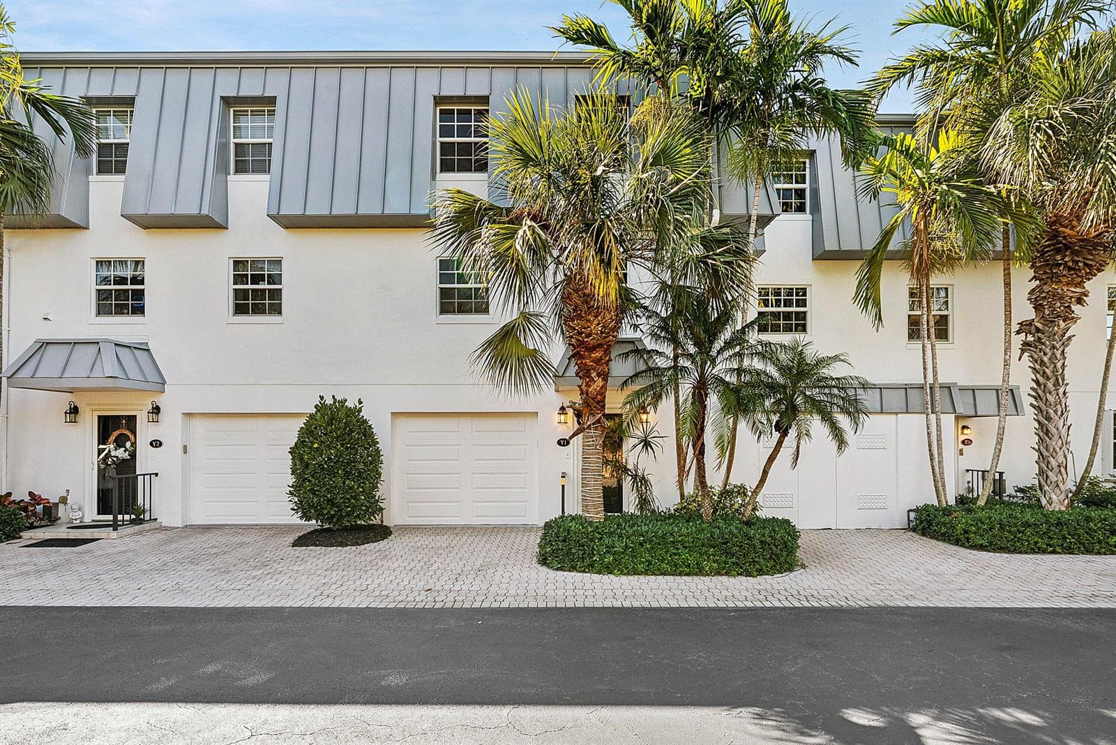 2000 S Ocean Boulevard Y1 photo 2