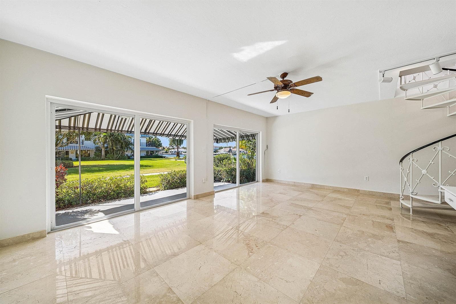 2000 S Ocean Boulevard Y1 photo 13