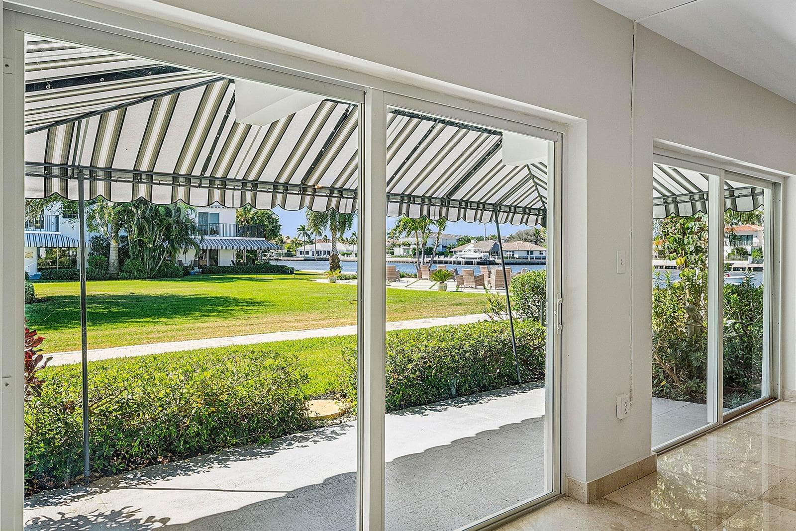 2000 S Ocean Boulevard Y1 photo 14