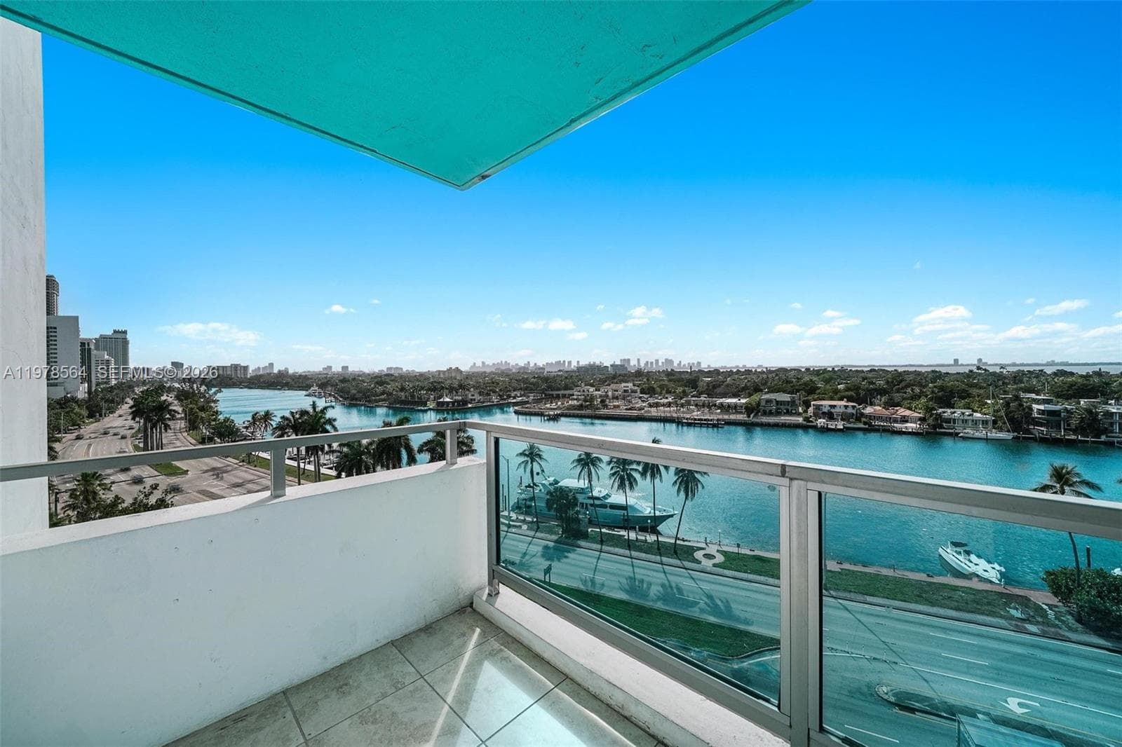 5101 Collins Ave 11B photo 3