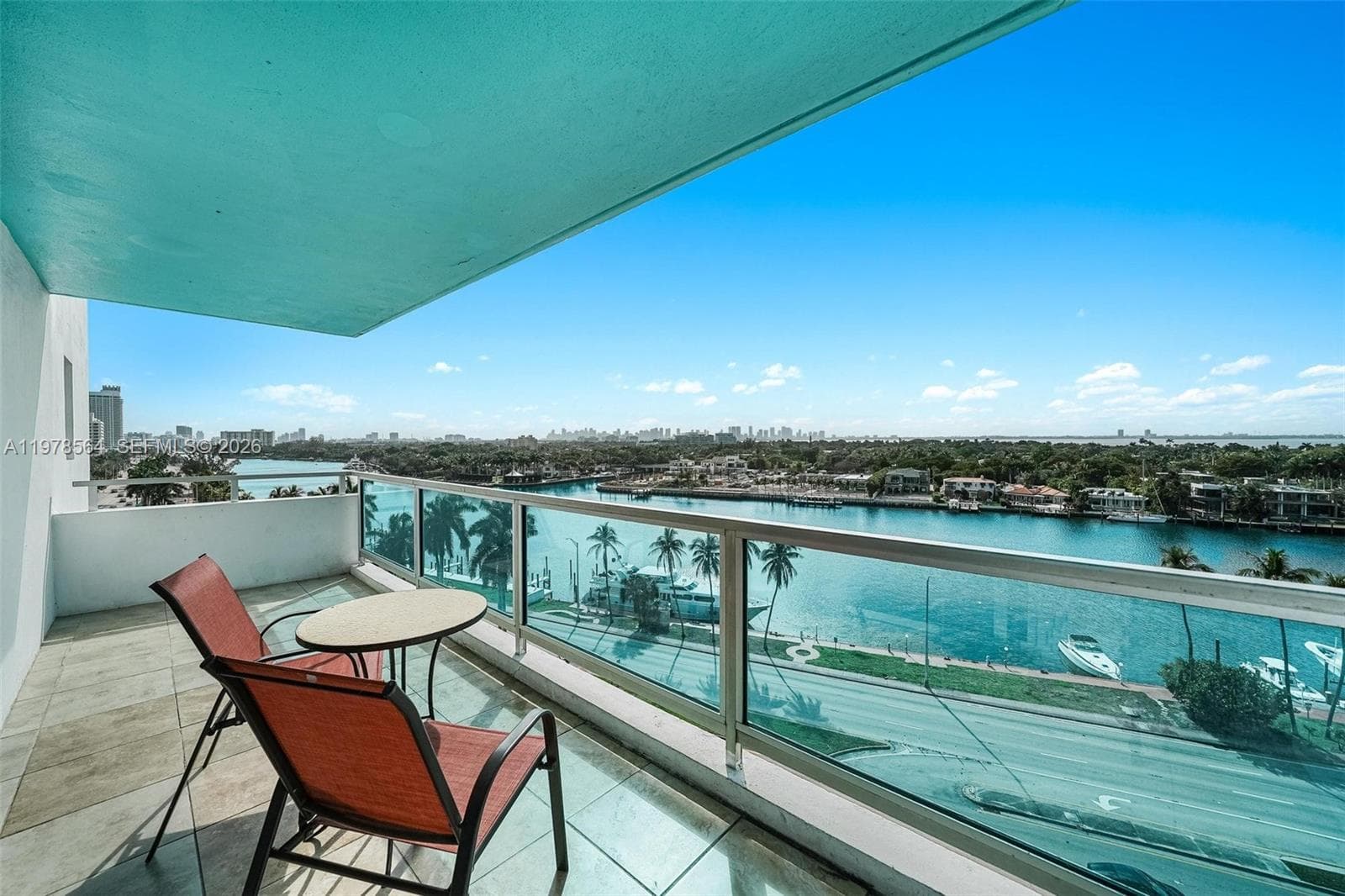 5101 Collins Ave 11B photo 1