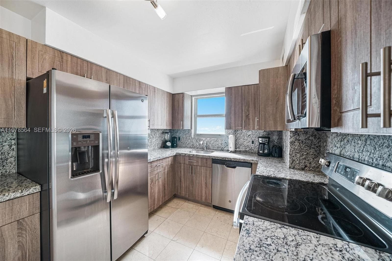 5101 Collins Ave 11B photo 11