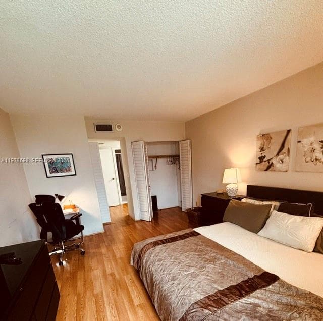 100 Bayview Dr 302 photo 10