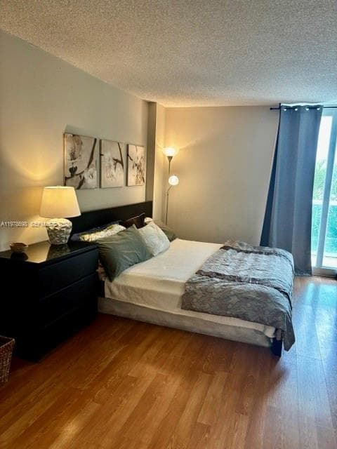 100 Bayview Dr 302 photo 14