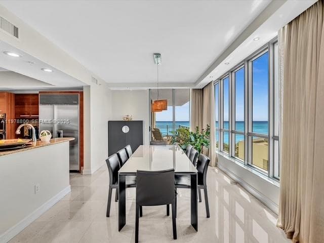 3535 S Ocean Dr 905 photo 22