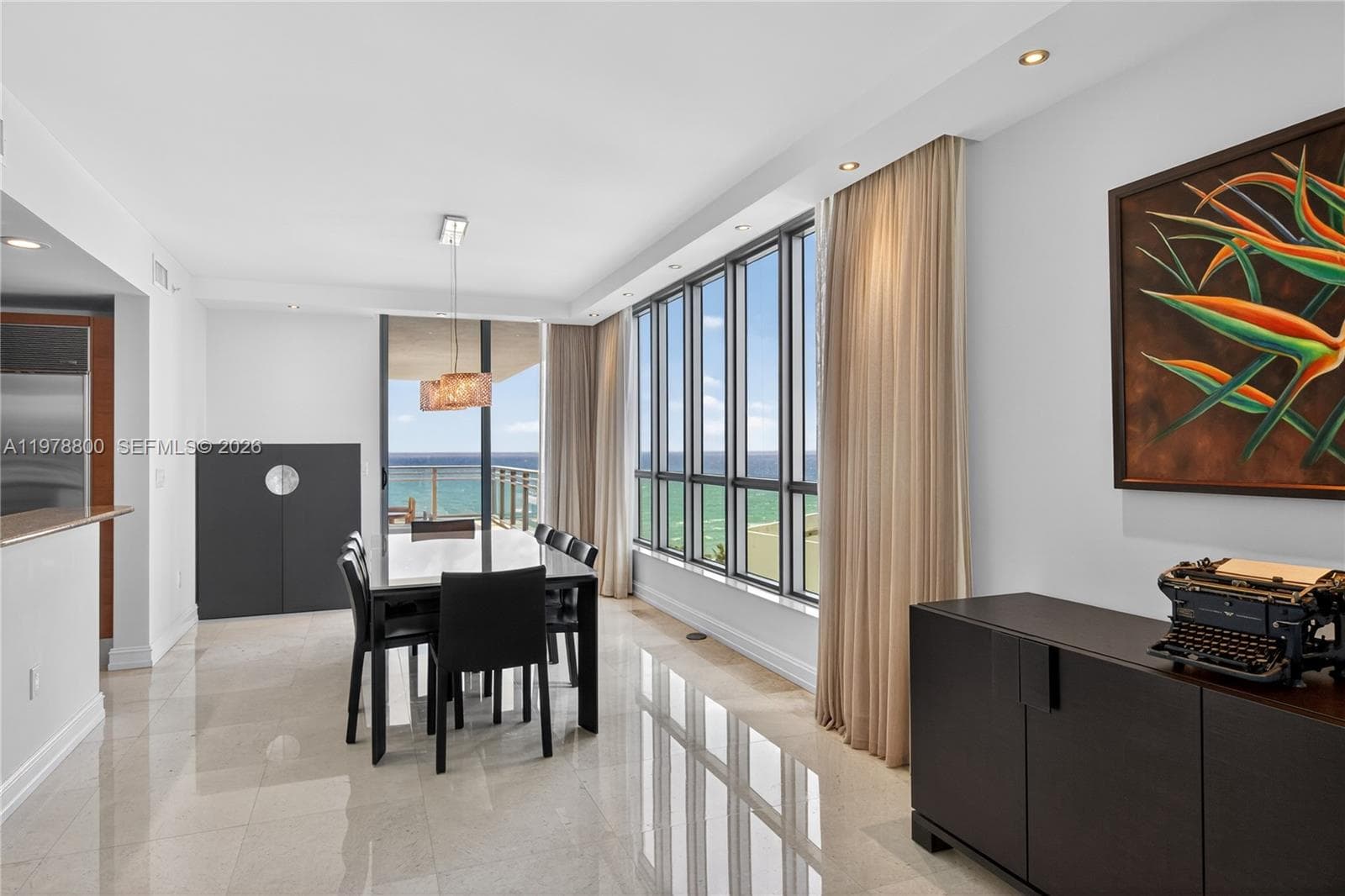 3535 S Ocean Dr 905 photo 24