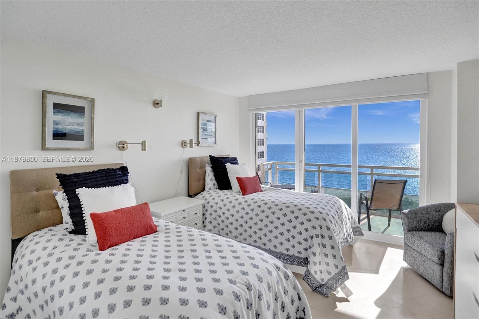 6917 Collins Ave 915 photo 13