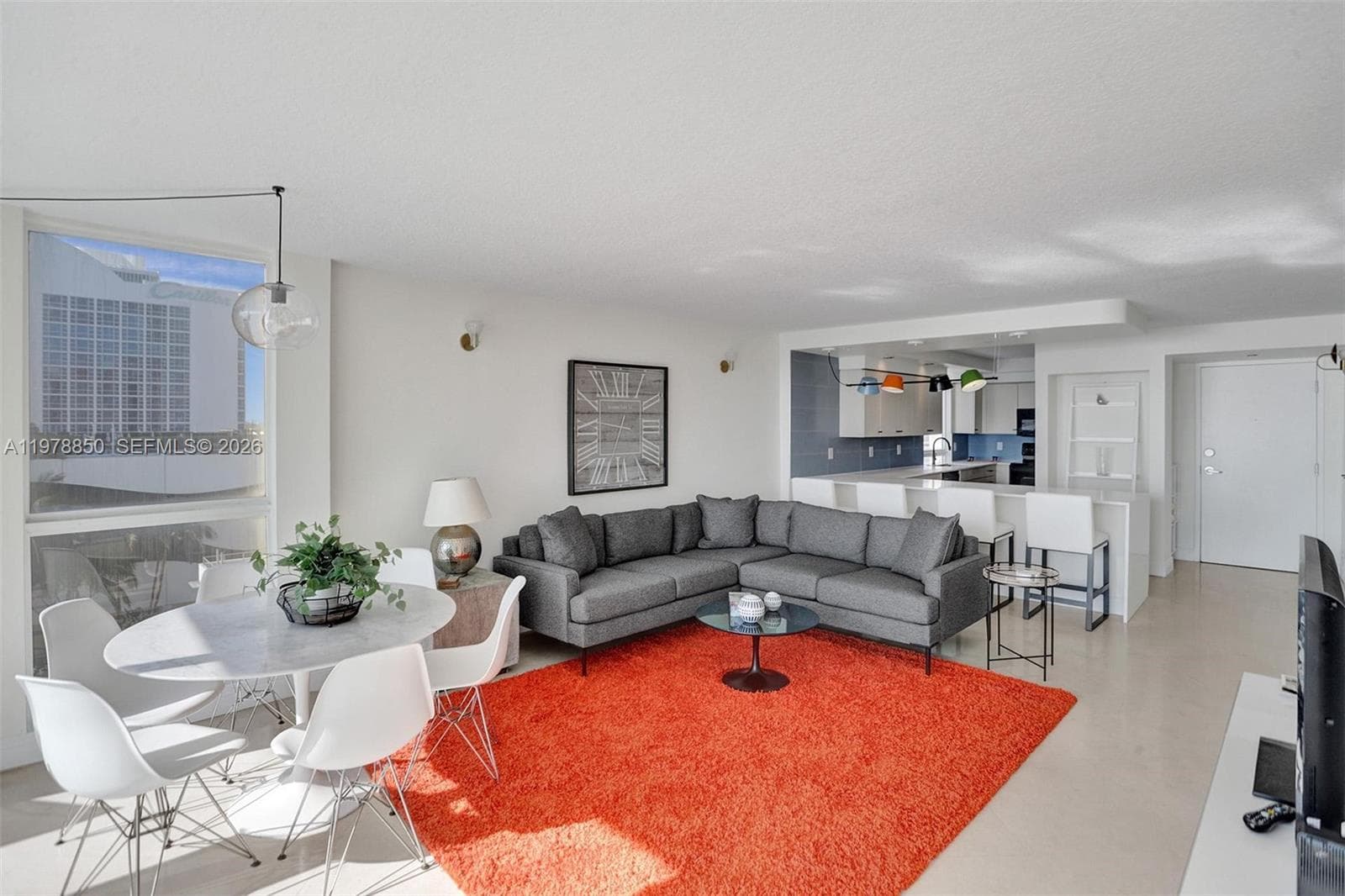 6917 Collins Ave 915 photo 4