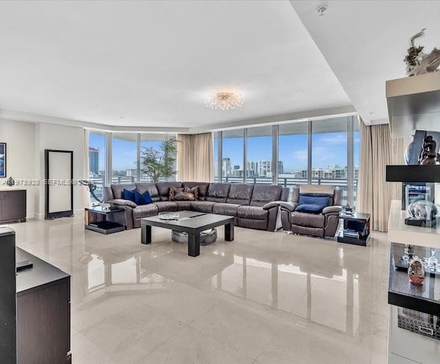 3535 S OCEAN DR 905 photo 8