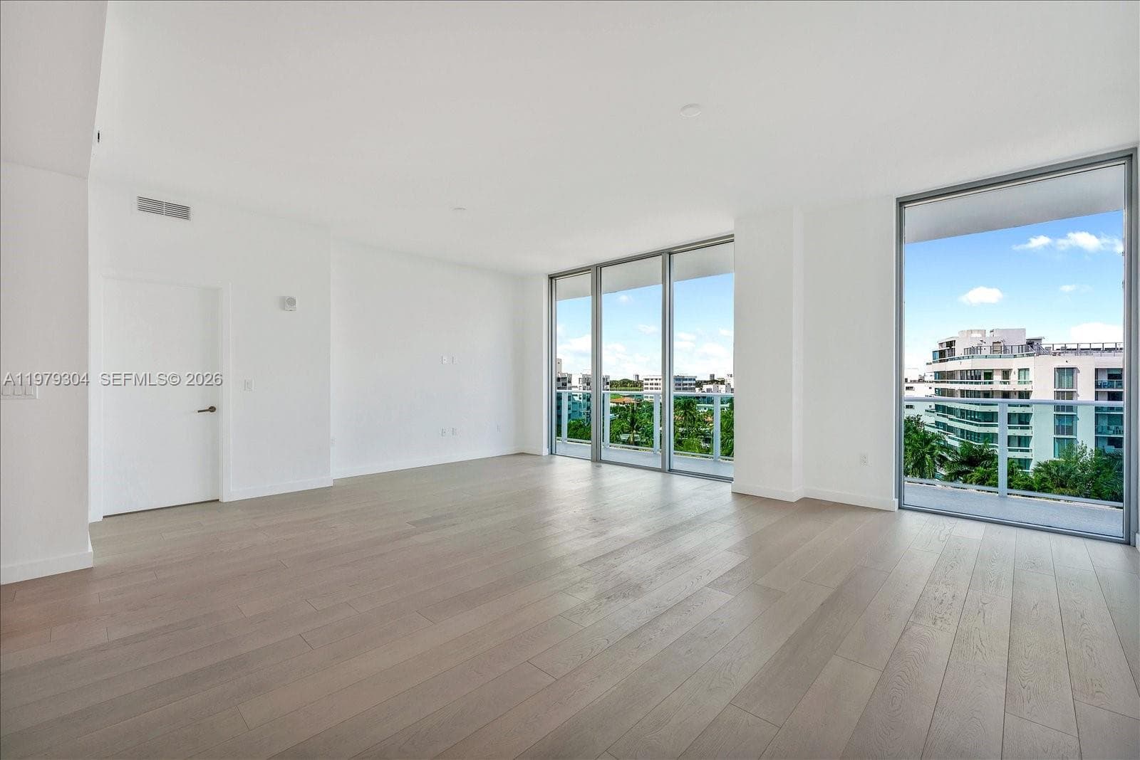 9201 E Bay Harbor Dr 710 photo 6