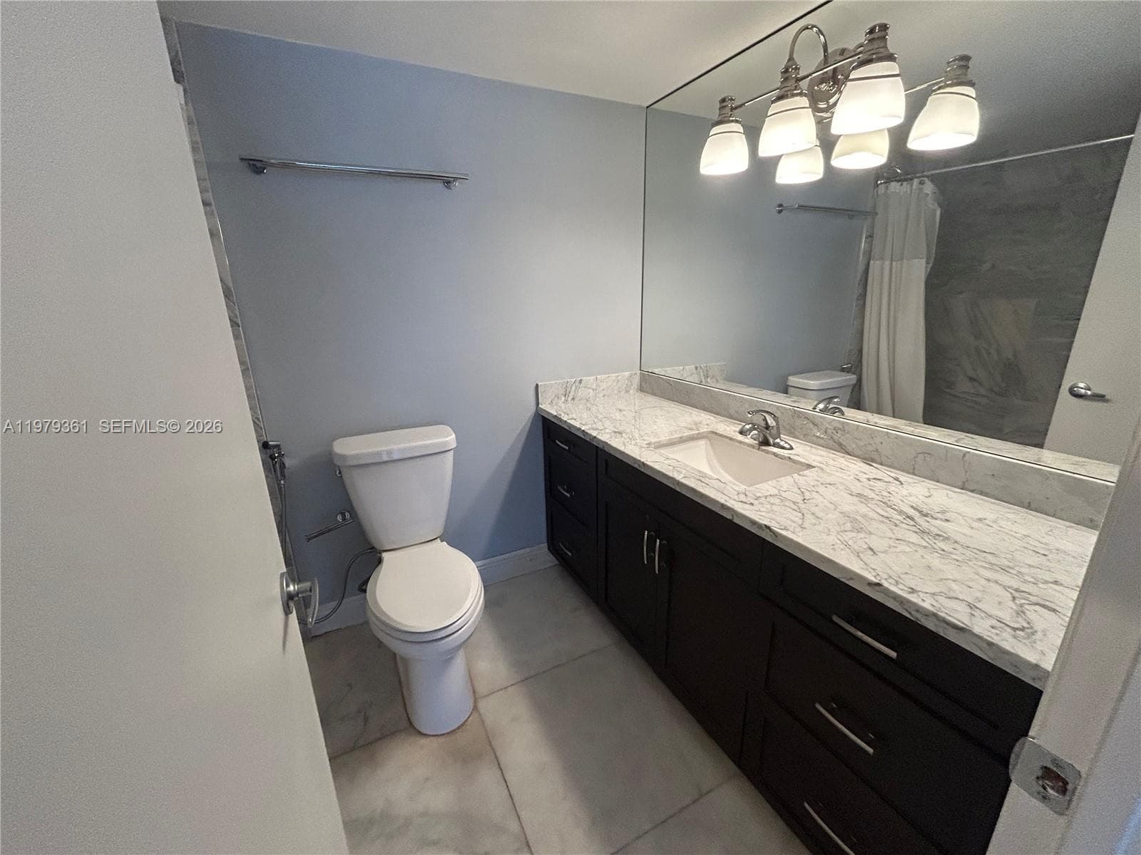 18031 Biscayne Blvd 904 photo 13