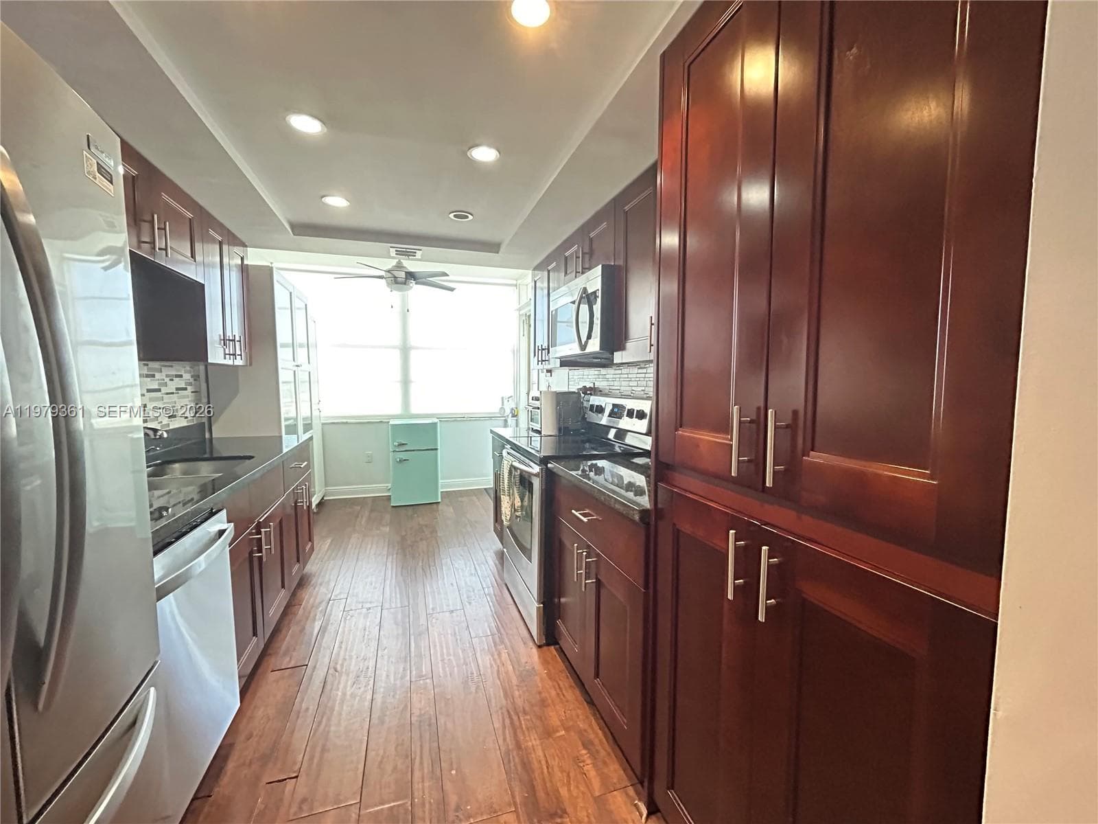 18031 Biscayne Blvd 904 photo 7