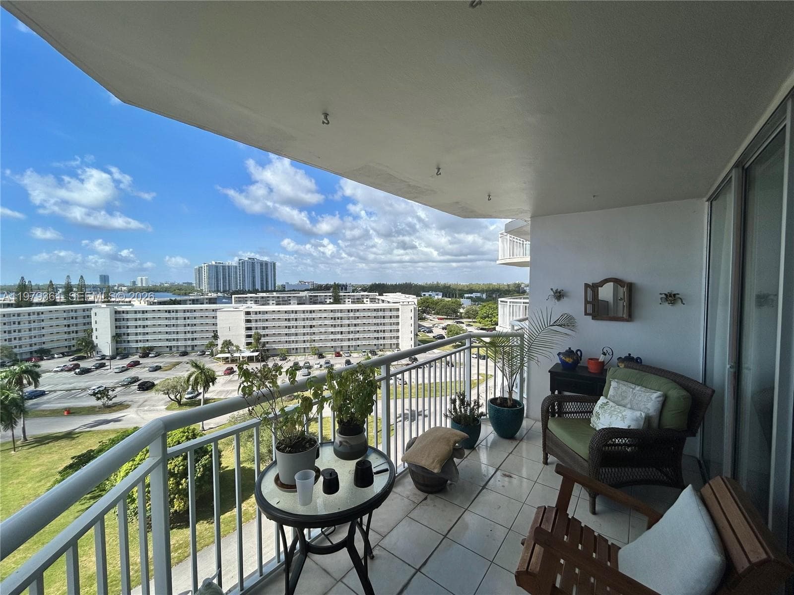 18031 Biscayne Blvd 904 photo 5