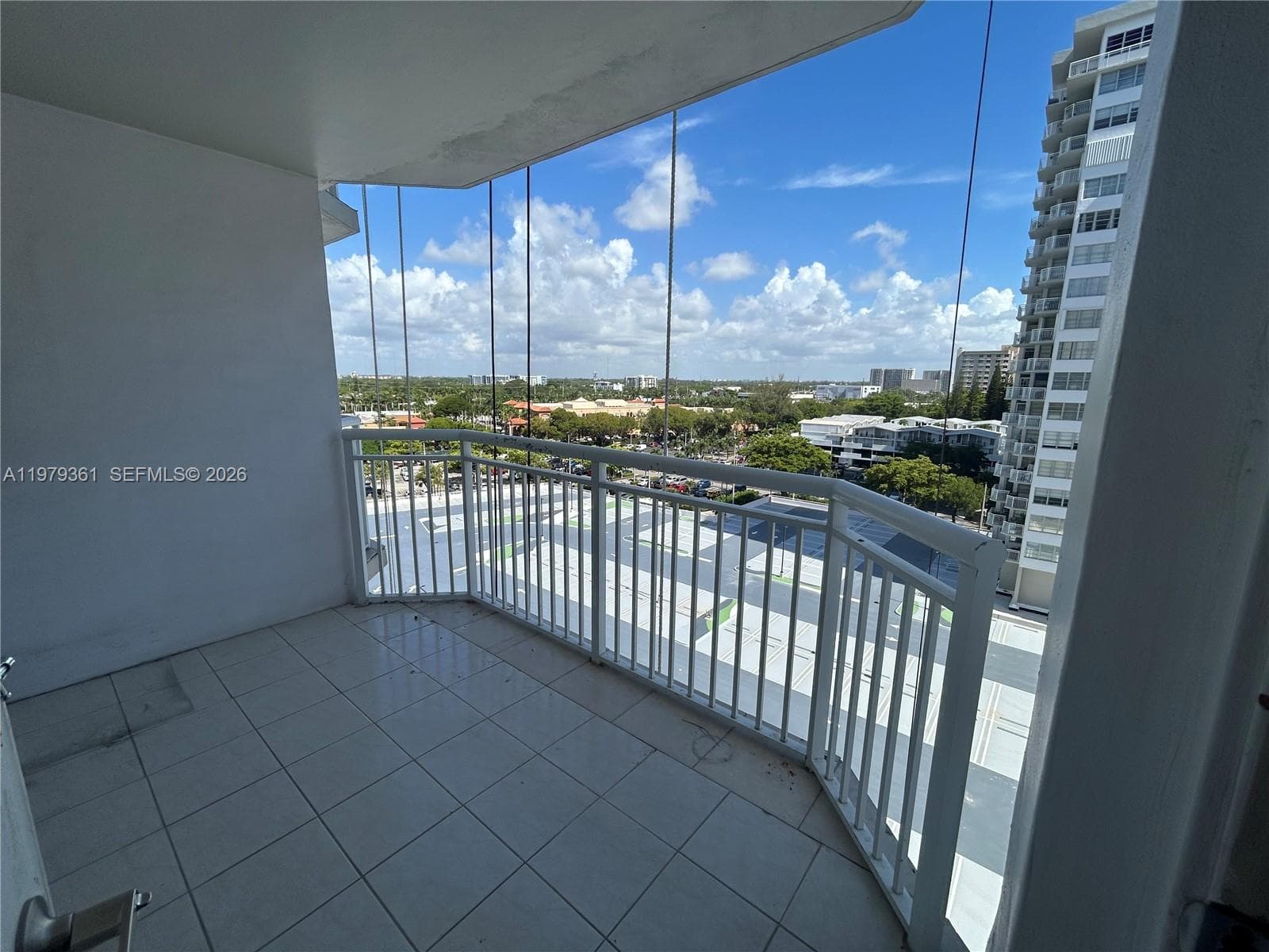 18031 Biscayne Blvd 904 photo 19