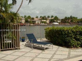 2200 S Ocean Dr N205 photo 24