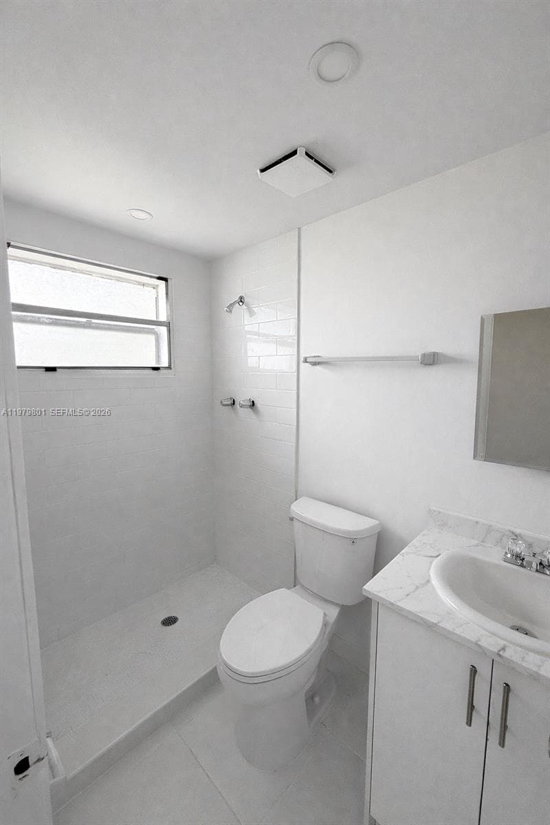 1077 NW 45th Ave 0 photo 4