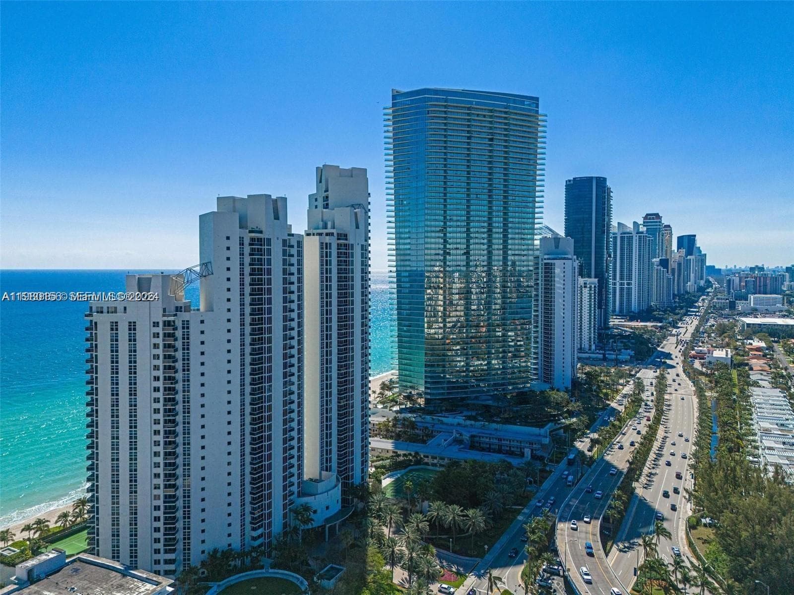 19111 Collins Ave 803 photo 2