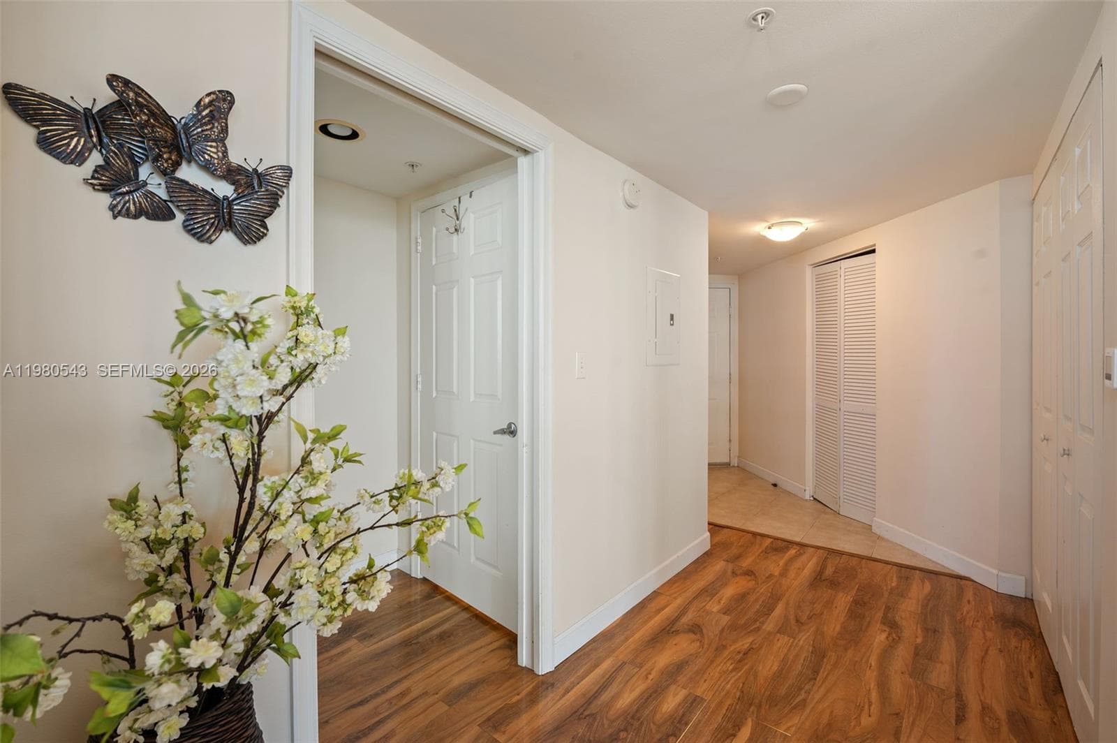 2080 S Ocean Dr 1402 photo 6