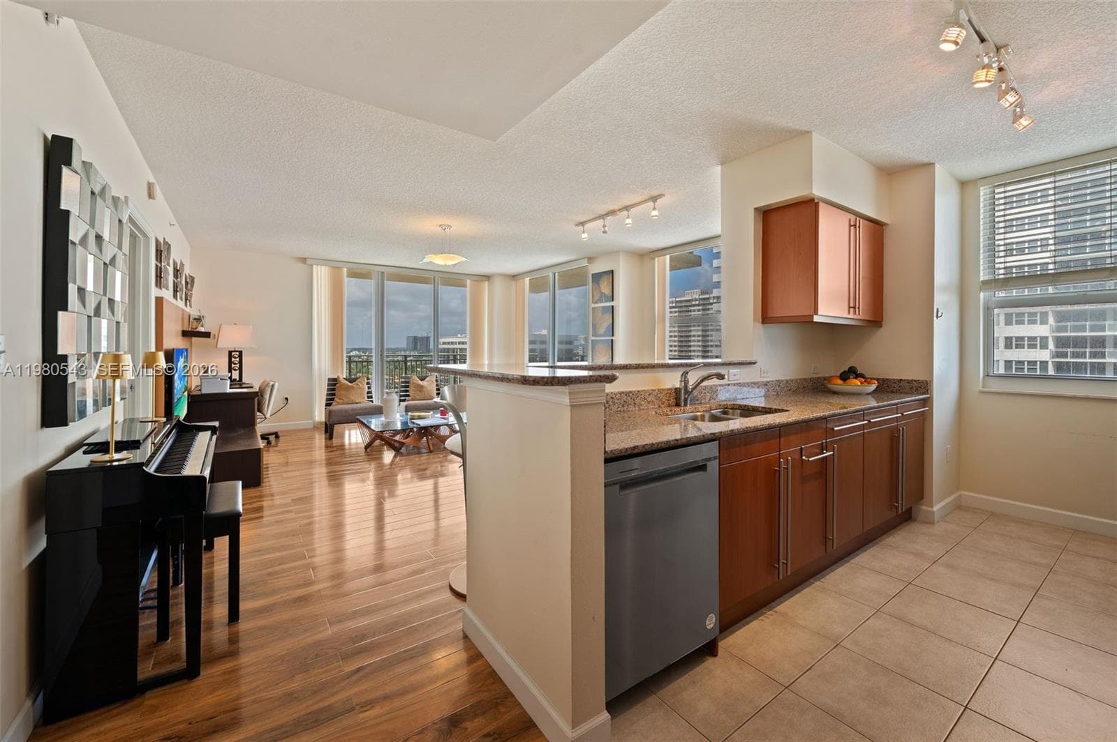 2080 S Ocean Dr 1402 photo 13