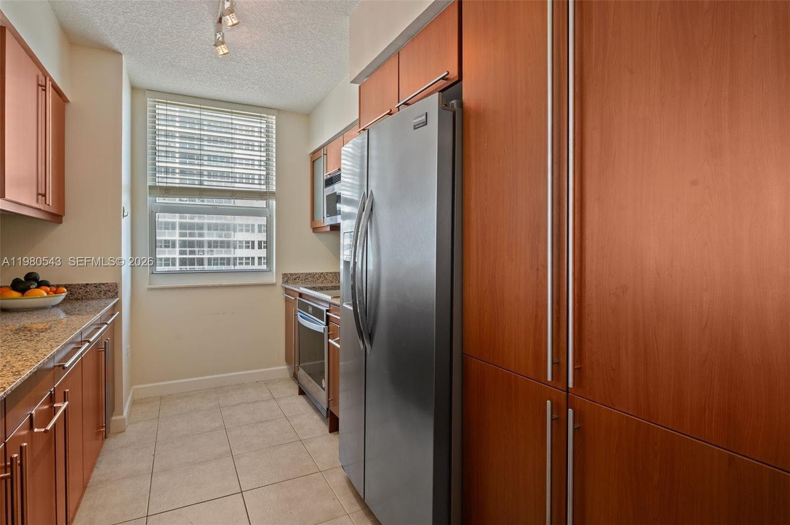 2080 S Ocean Dr 1402 photo 12