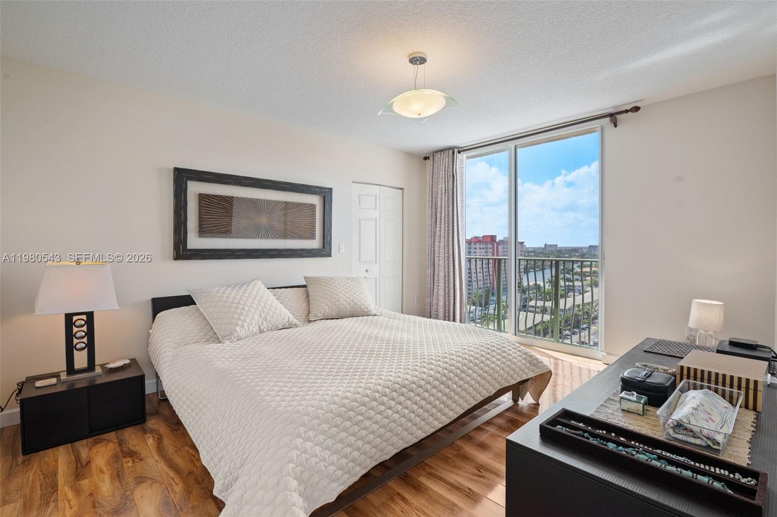 2080 S Ocean Dr 1402 photo 18