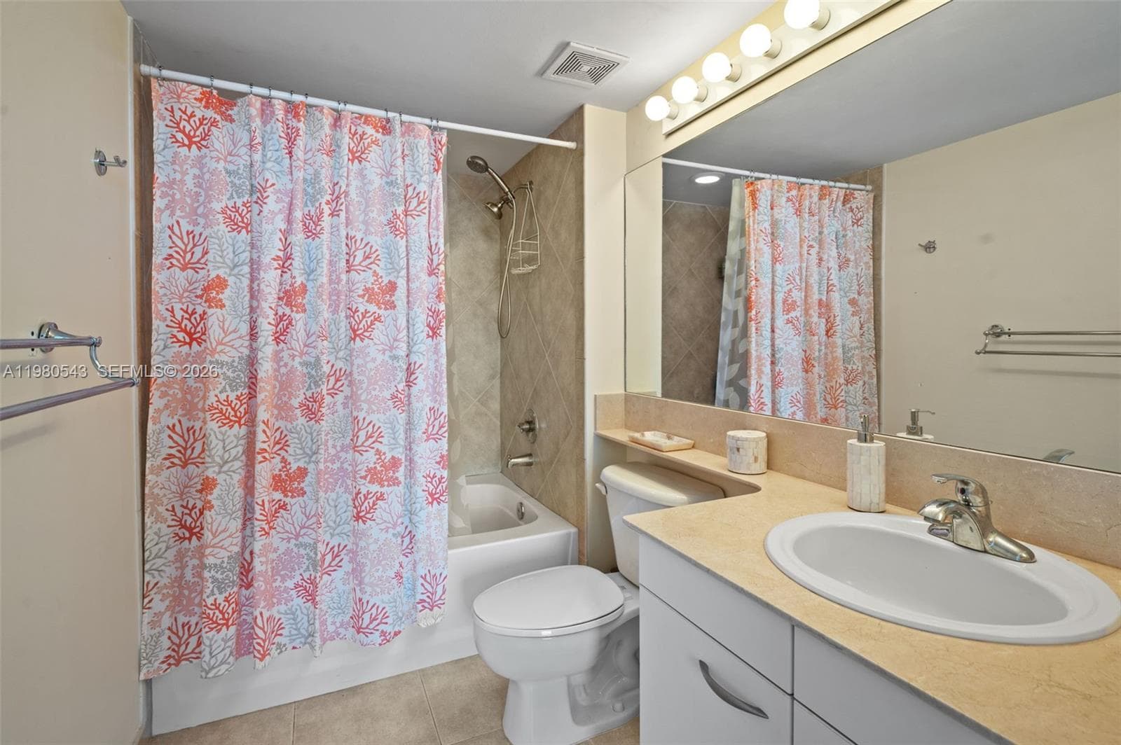 2080 S Ocean Dr 1402 photo 21