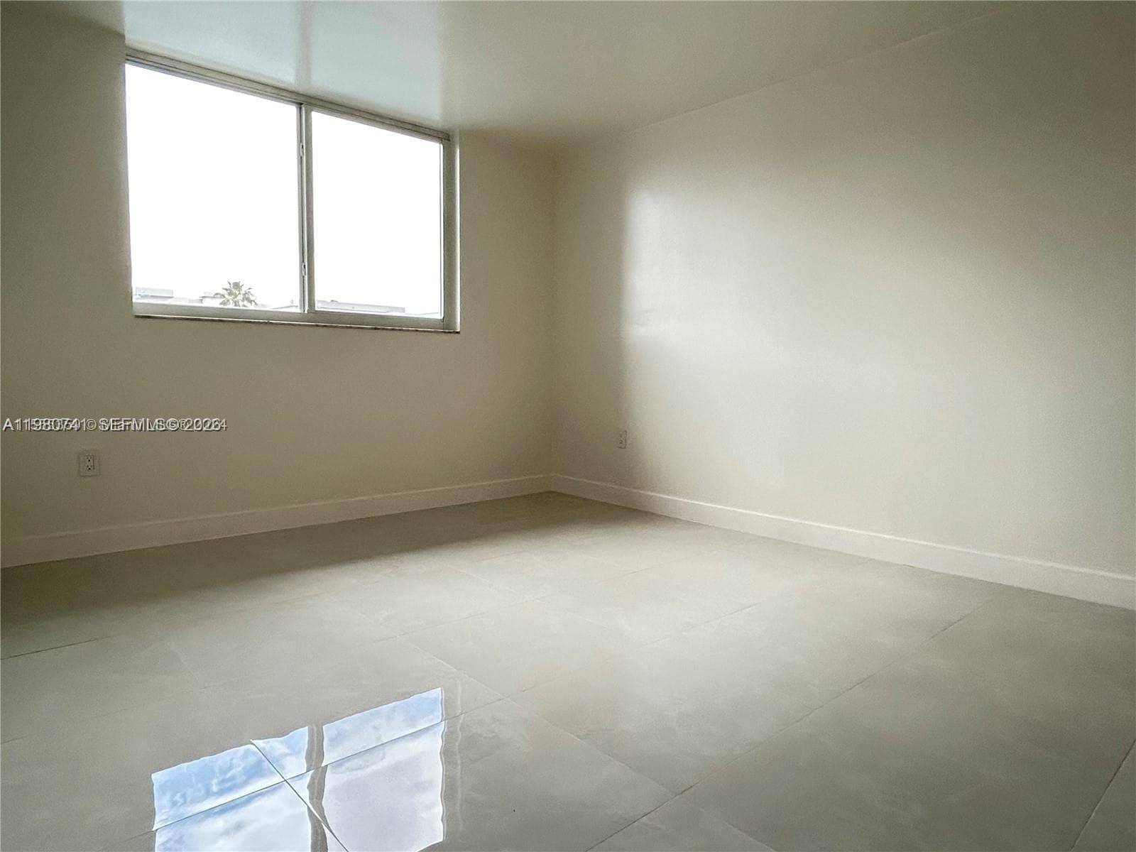 3550 NE 169th St 303 photo 21