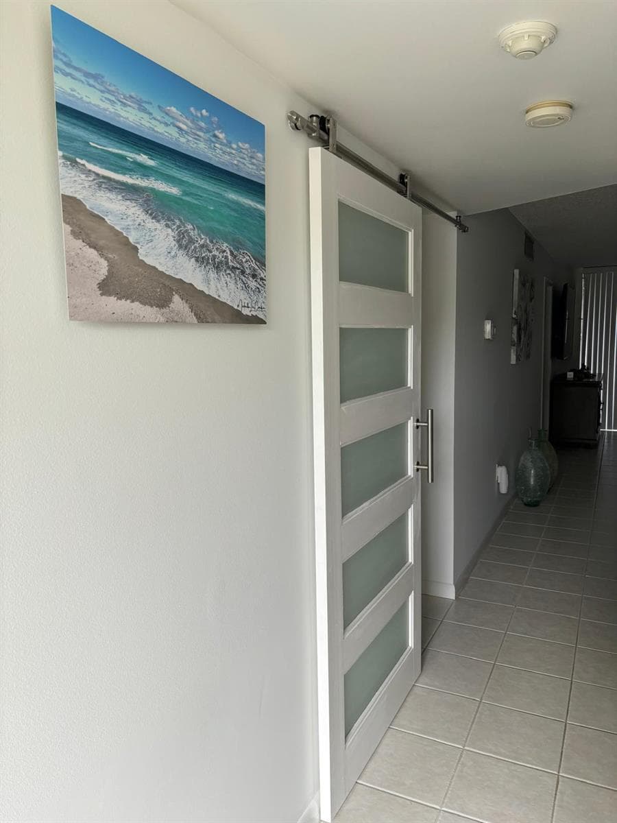 9900 S Ocean Drive 1 photo 2
