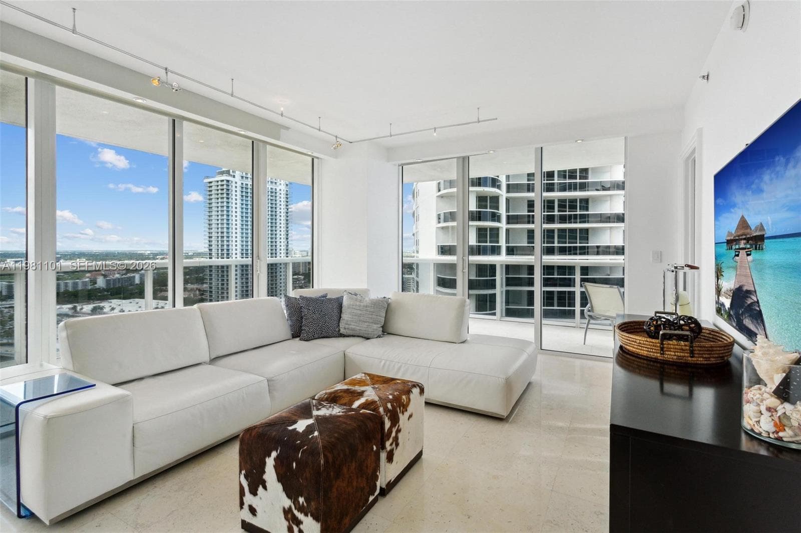 1830 S Ocean Dr 3008 photo 1