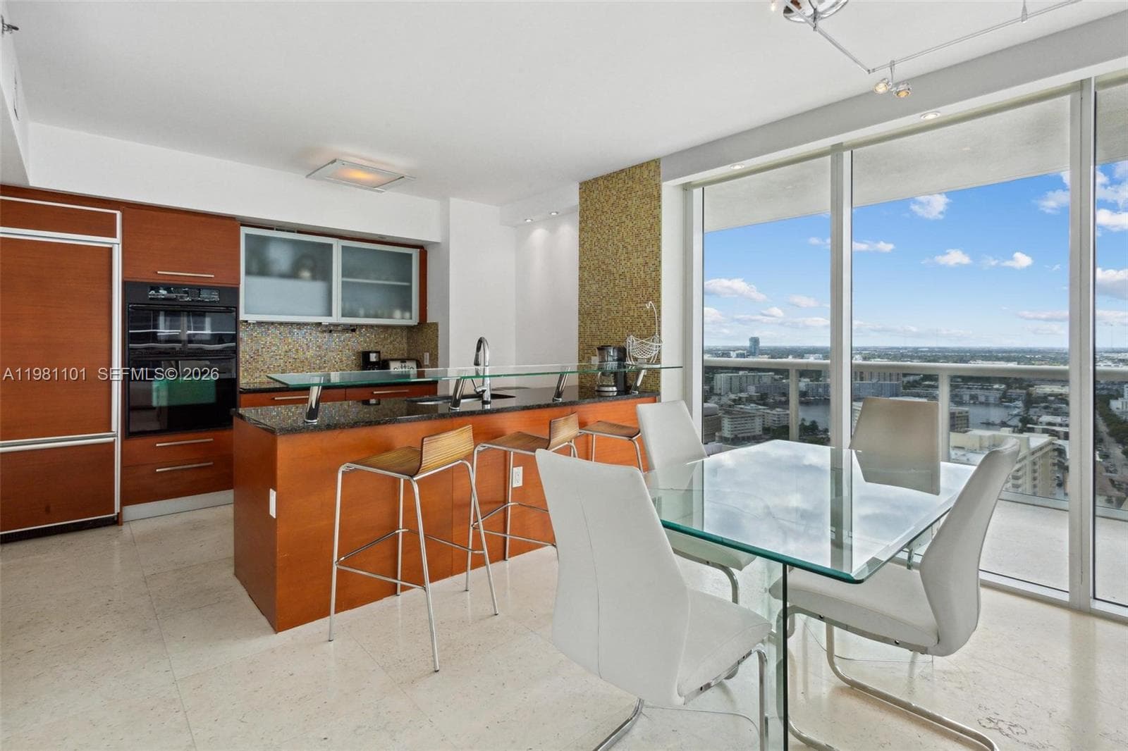 1830 S Ocean Dr 3008 photo 5