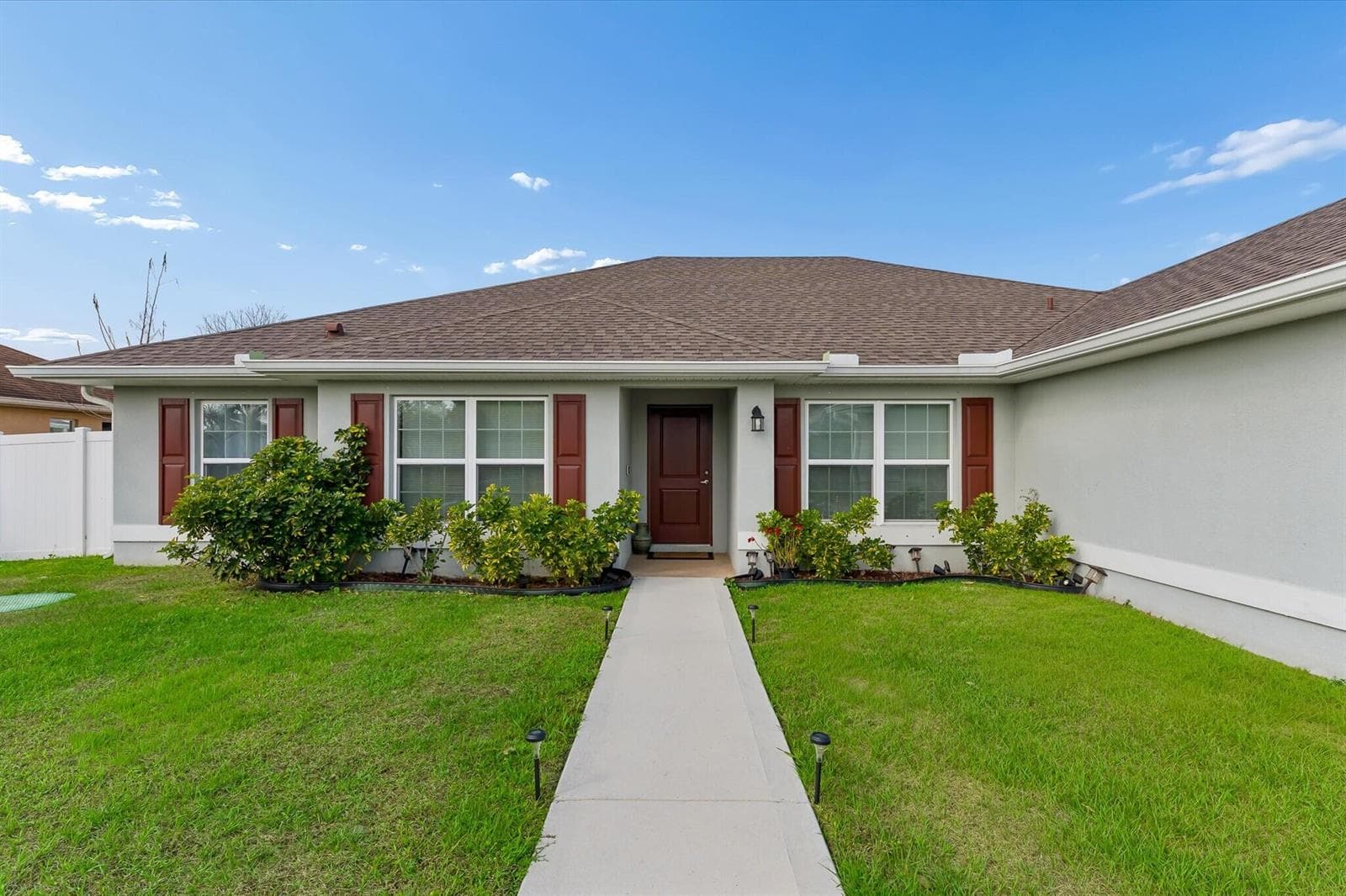 1862 SW Monterrey Lane photo 4