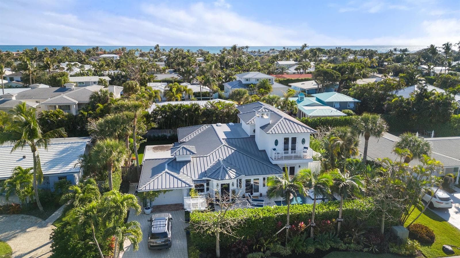 122 Lighthouse Drive photo 1