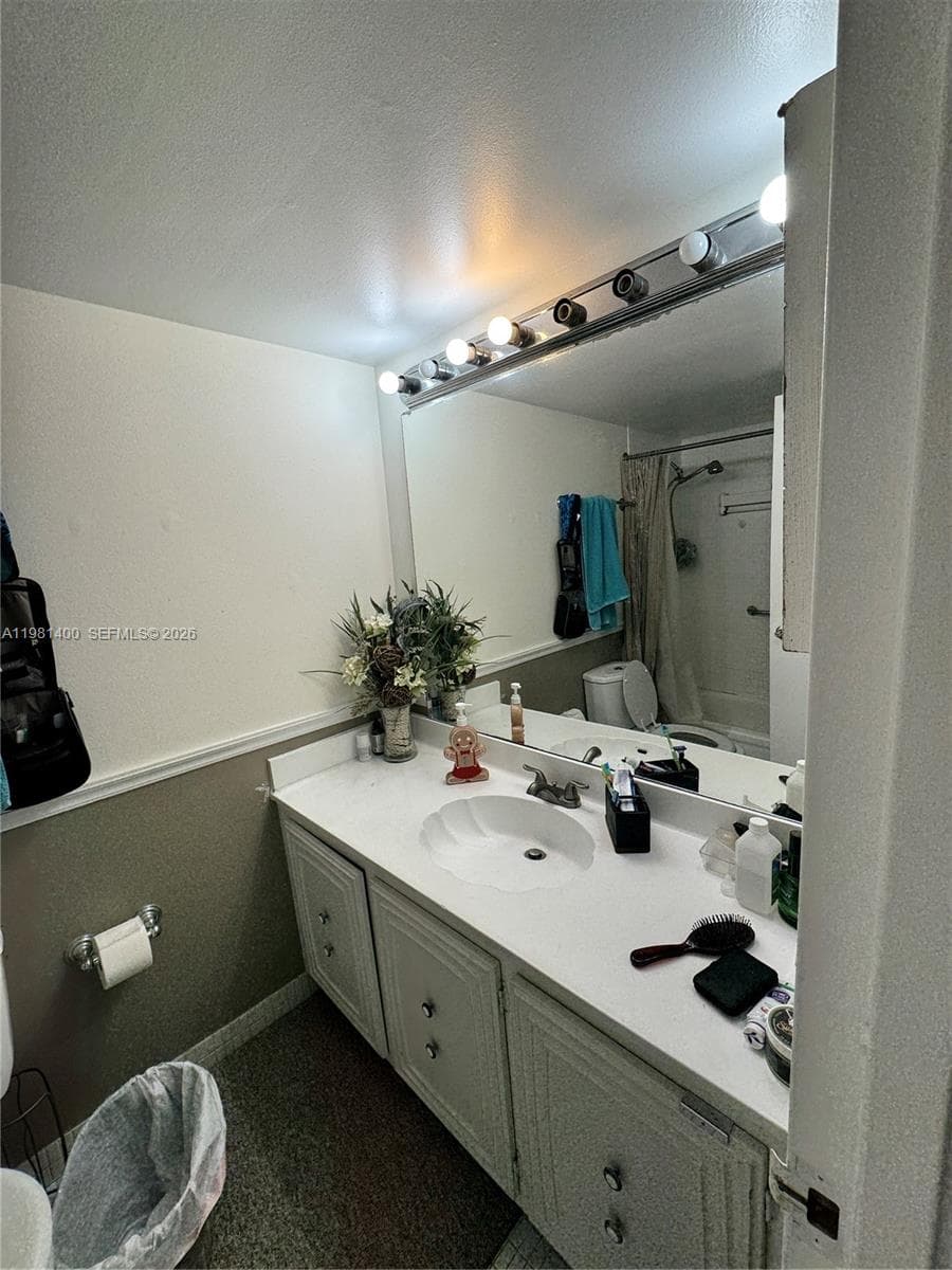 701 Three Islands Blvd 103 photo 7