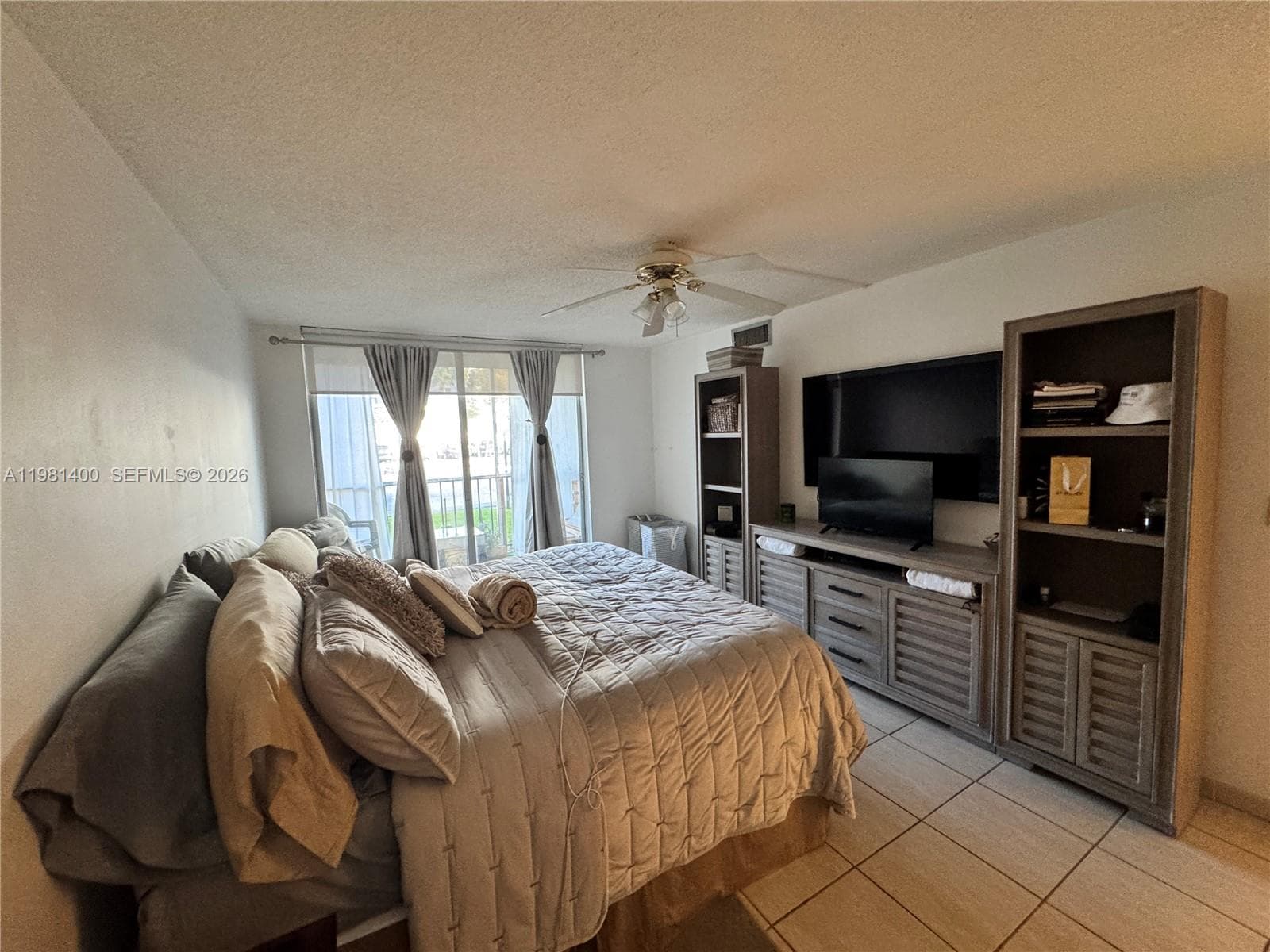 701 Three Islands Blvd 103 photo 5