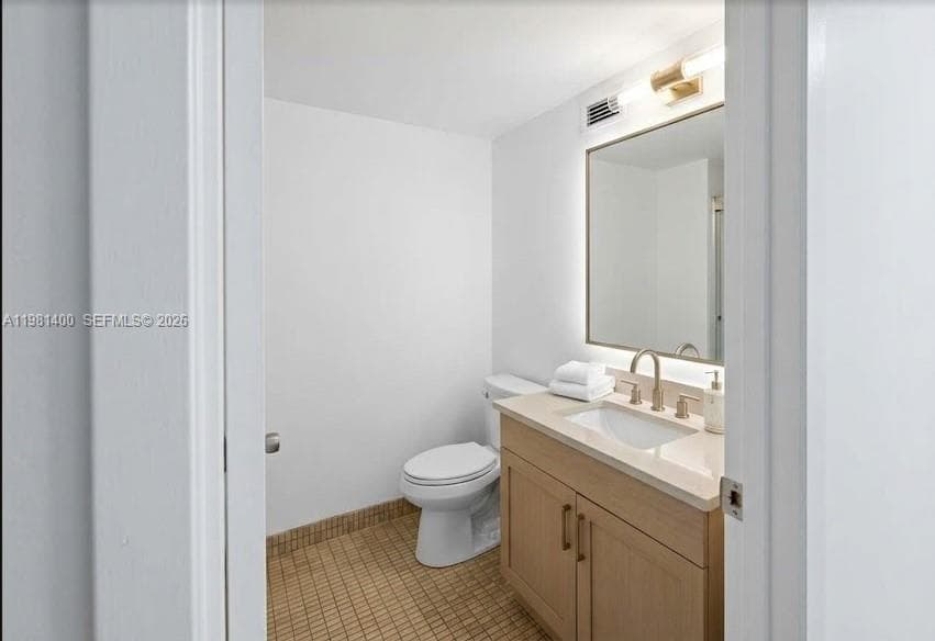 701 Three Islands Blvd 103 photo 8
