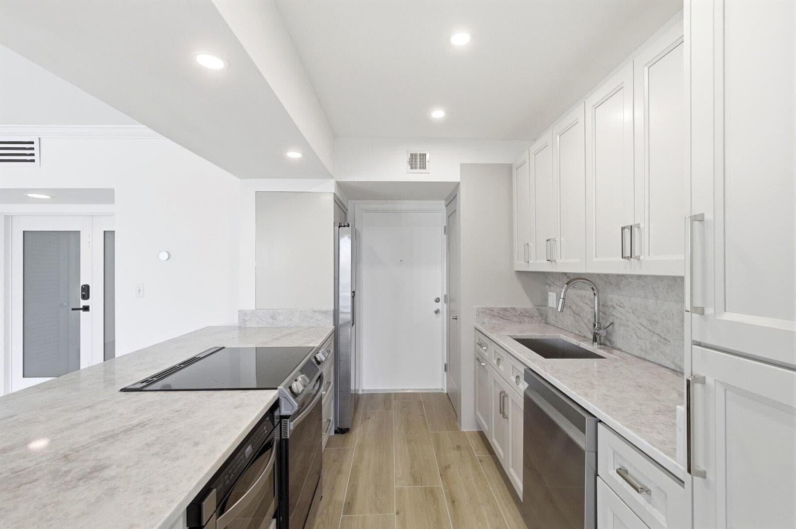 850 NE Spanish River Boulevard 0240 photo 7
