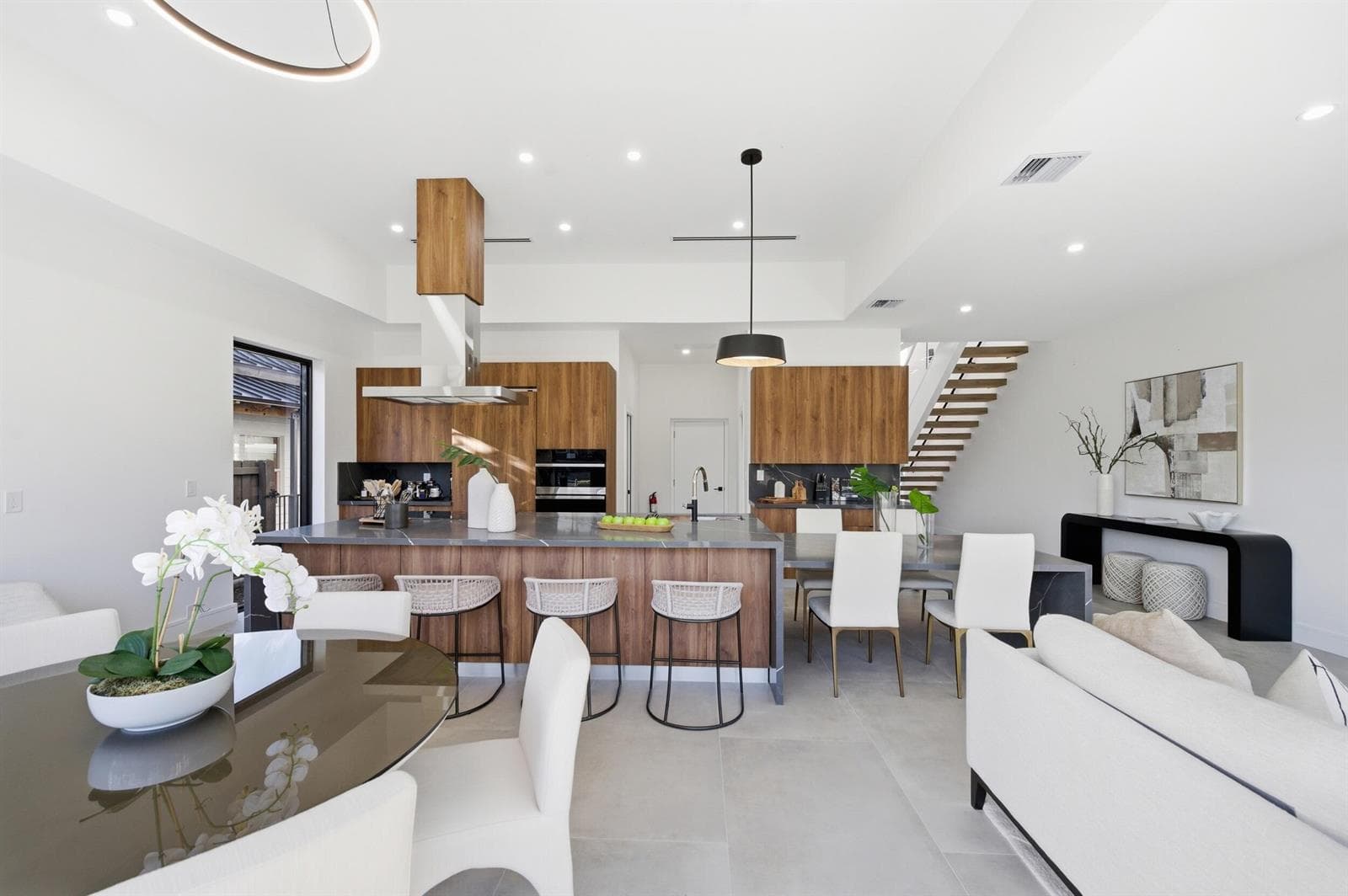 1308 Avocado Isle photo 16