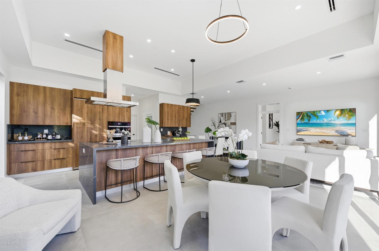 1308 Avocado Isle photo 12