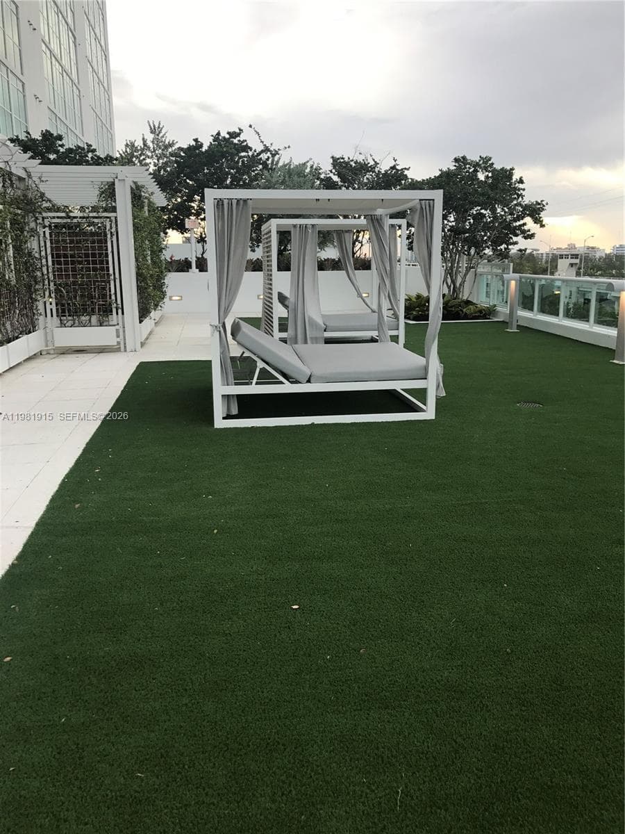 400 Sunny Isles Blvd 1701 photo 17